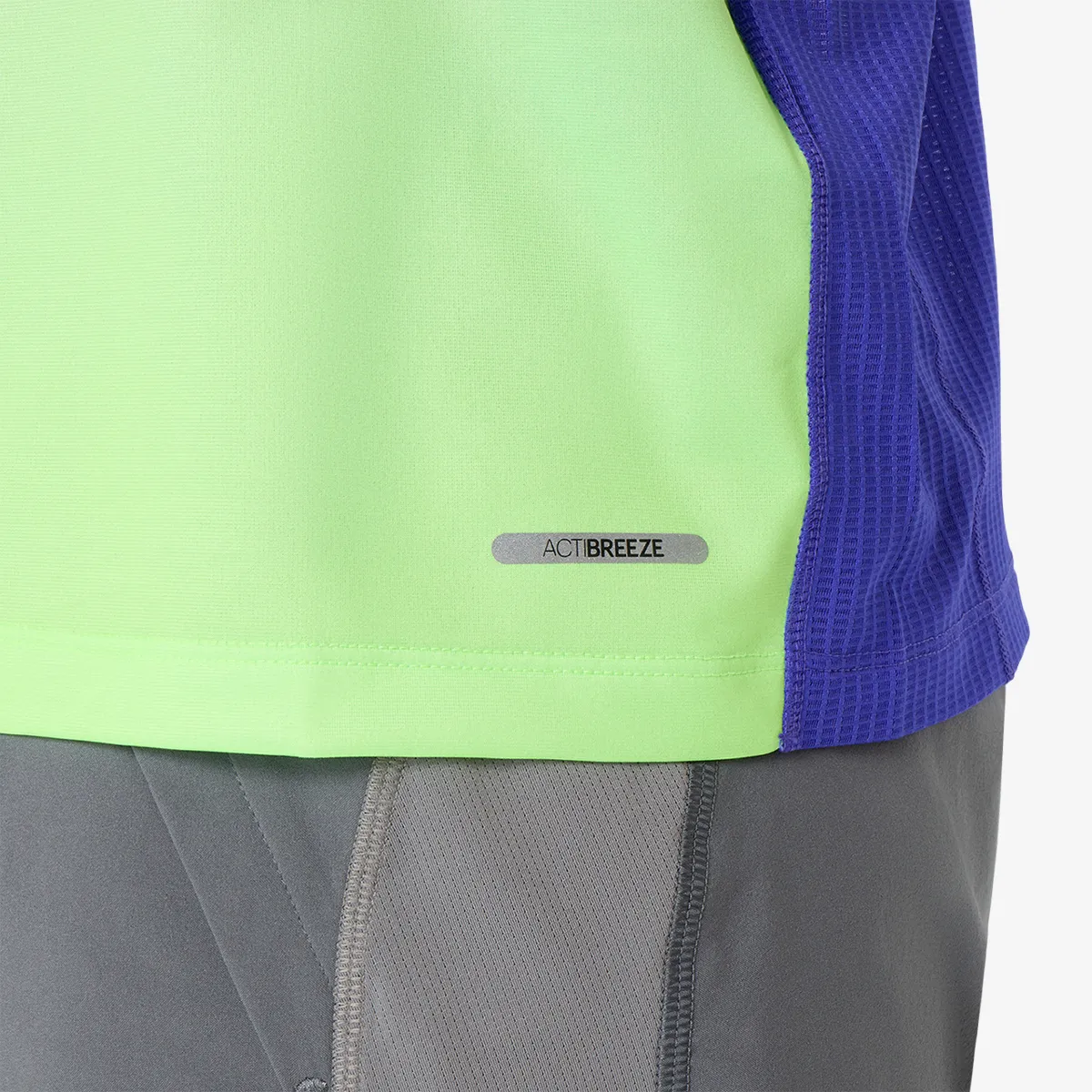 ASICS TRICOU FARA MANECI ROAD FADE SINGLET 