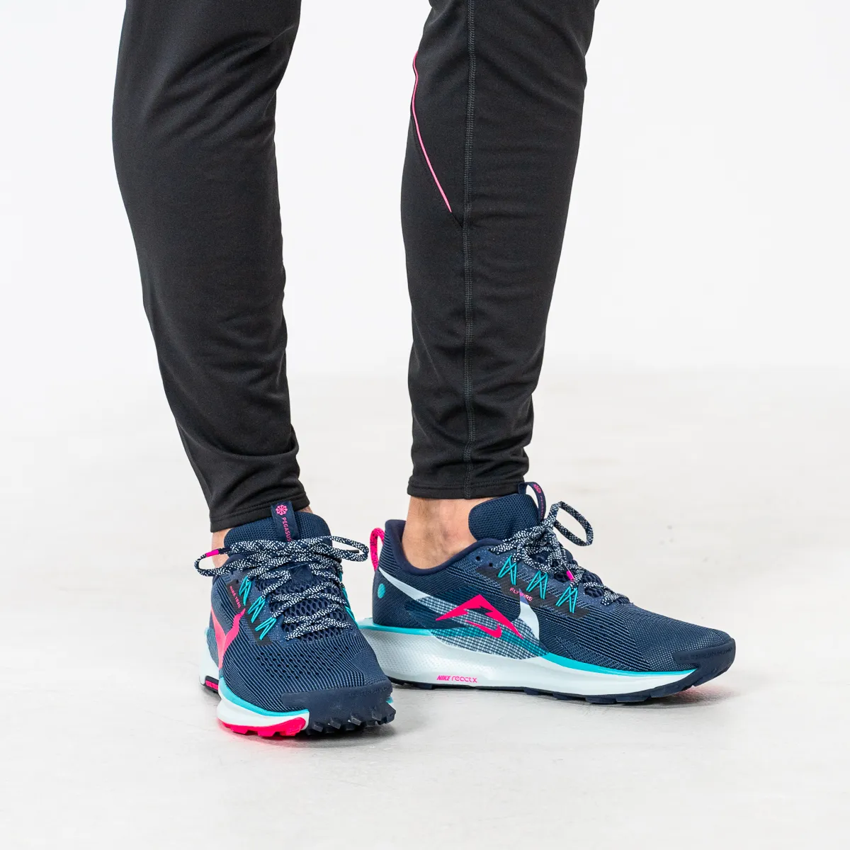 NIKE PANTOFI SPORT NIKE REACTX PEGASUS TRAIL 5 