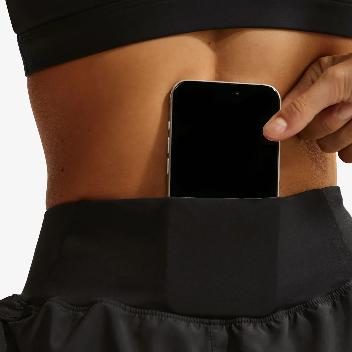 NIKE PANTALONI SCURTI W NK TEMPO FLW SWSH MR DF SHRT 