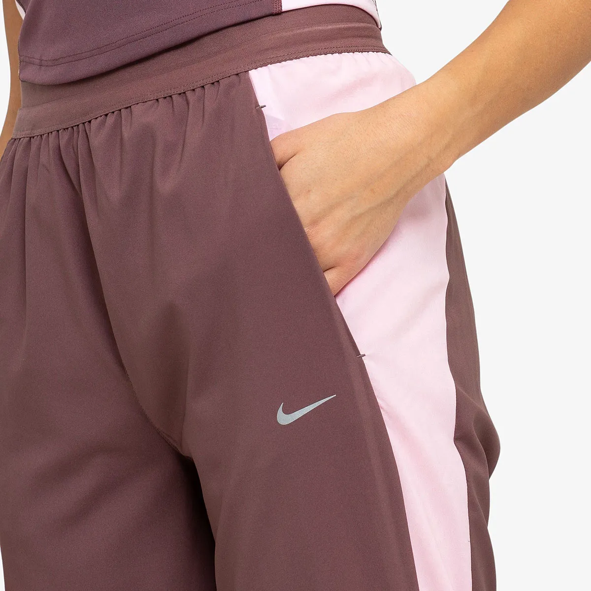NIKE PANTALONI DE TRENING W NK TEMPO SWSH DF MR 7/8 PANT 