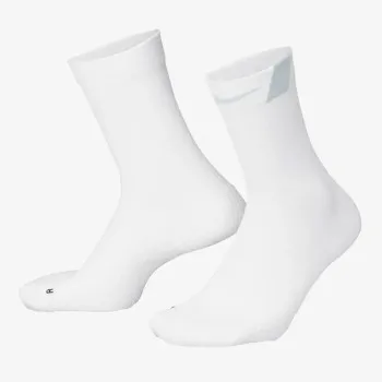 NIKE SOSETE U NK LTWT RUN CREW 1PR - 200 